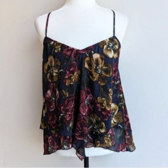 Abercrombie & Fitch Tops - Abercrombie & Fitch floral criss cross back layered tank top